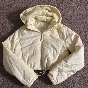 TILLYS yellow puffer size MEDIUM